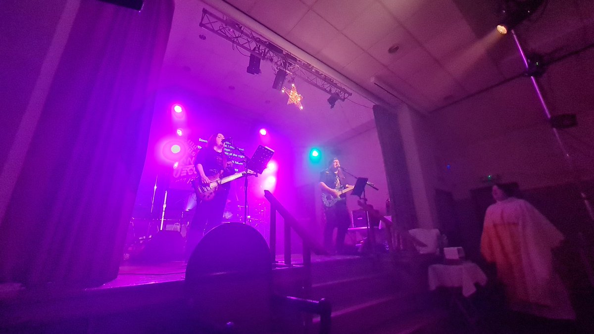 GraemeSBA's tweet photo. What's that you say? @RockMassUK is back with a bang at @HolyNativityMix?! Darn tootin' it is! Come and experience worship turned up to 11 every month! Cheers for a brilliant night @robbandruth, @RevdRach and all involved! 🤘🏻❤️🤘🏻 https://t.co/tXcqHHS3vr