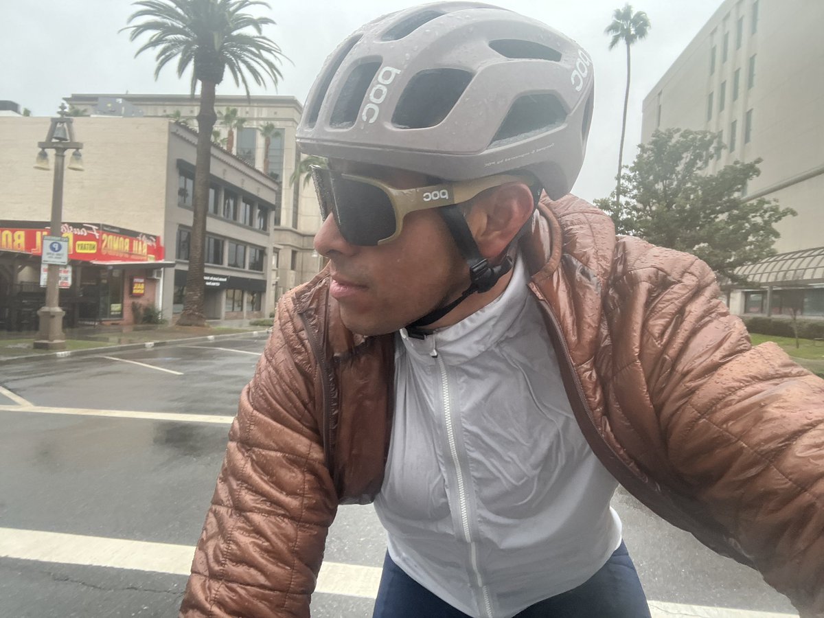 mnahuat909's tweet photo. Wet ride this morning #Cycling #WeArePoc @POCSports @Garmin @GarminCycling @RideCannondale #GarminCycling #UniversalColour https://t.co/5Cf8f6FBEy