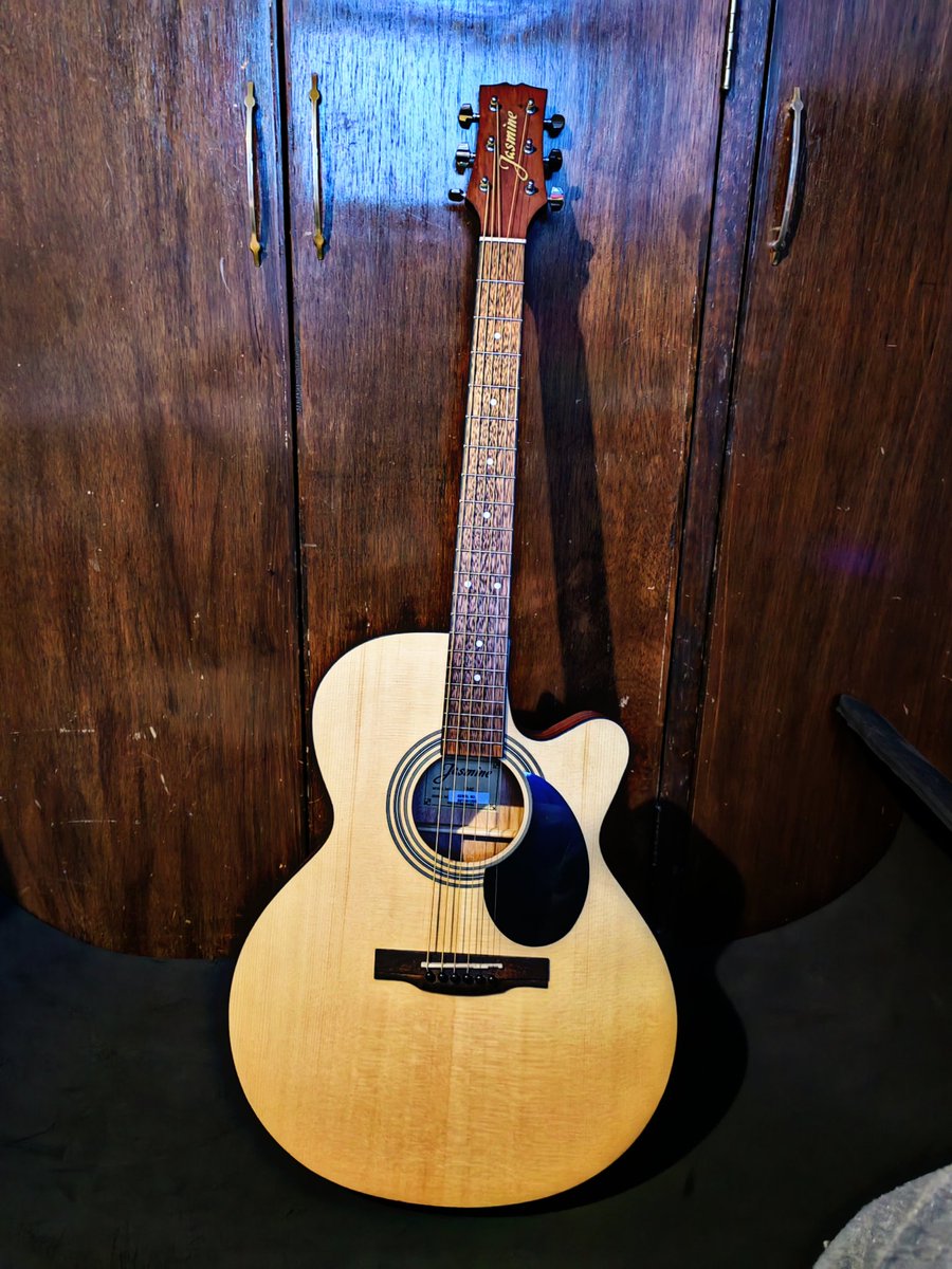 El regalo perfecto 👌 ♥
#guitar #music