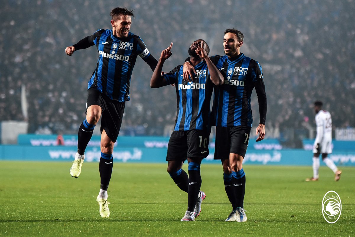 Atalanta_BC's tweet photo. Per la prima volta nella nostra storia, abbiamo segnato 8 gol in un match di @SerieA! 🧮

We scored 8 goals in a @SerieA_EN game for the first time in our history! ⚽️

#AtalantaSalernitana #GoAtalantaGo ⚫️🔵 https://t.co/NeQo3ZFDkS
