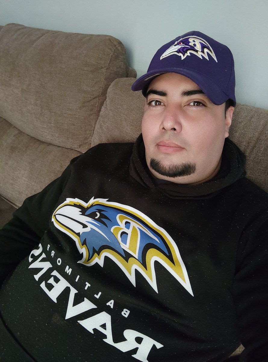 oswaldofavela's tweet photo. Hoy ganan mis cuervos. Saludos desde GDL #WildCardEnTUDN https://t.co/DEciBtxcVH