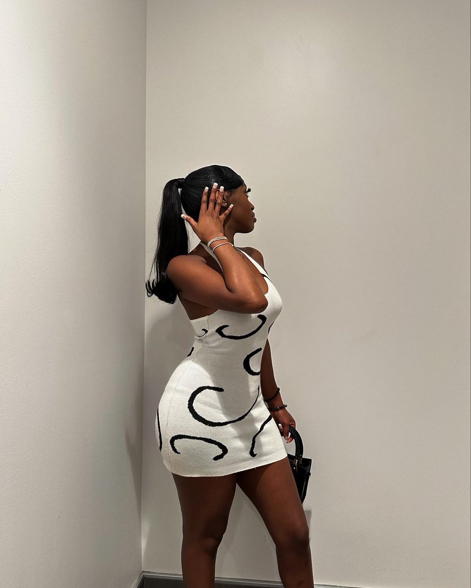 Tomija🦋 on Twitter " 𝑻𝒐𝒑 𝒔𝒉𝒆𝒍𝒇 𝒖 𝒄𝒂𝒏’𝒕 𝒓𝒆𝒂𝒄𝒉 𝒉𝒆𝒓💫 