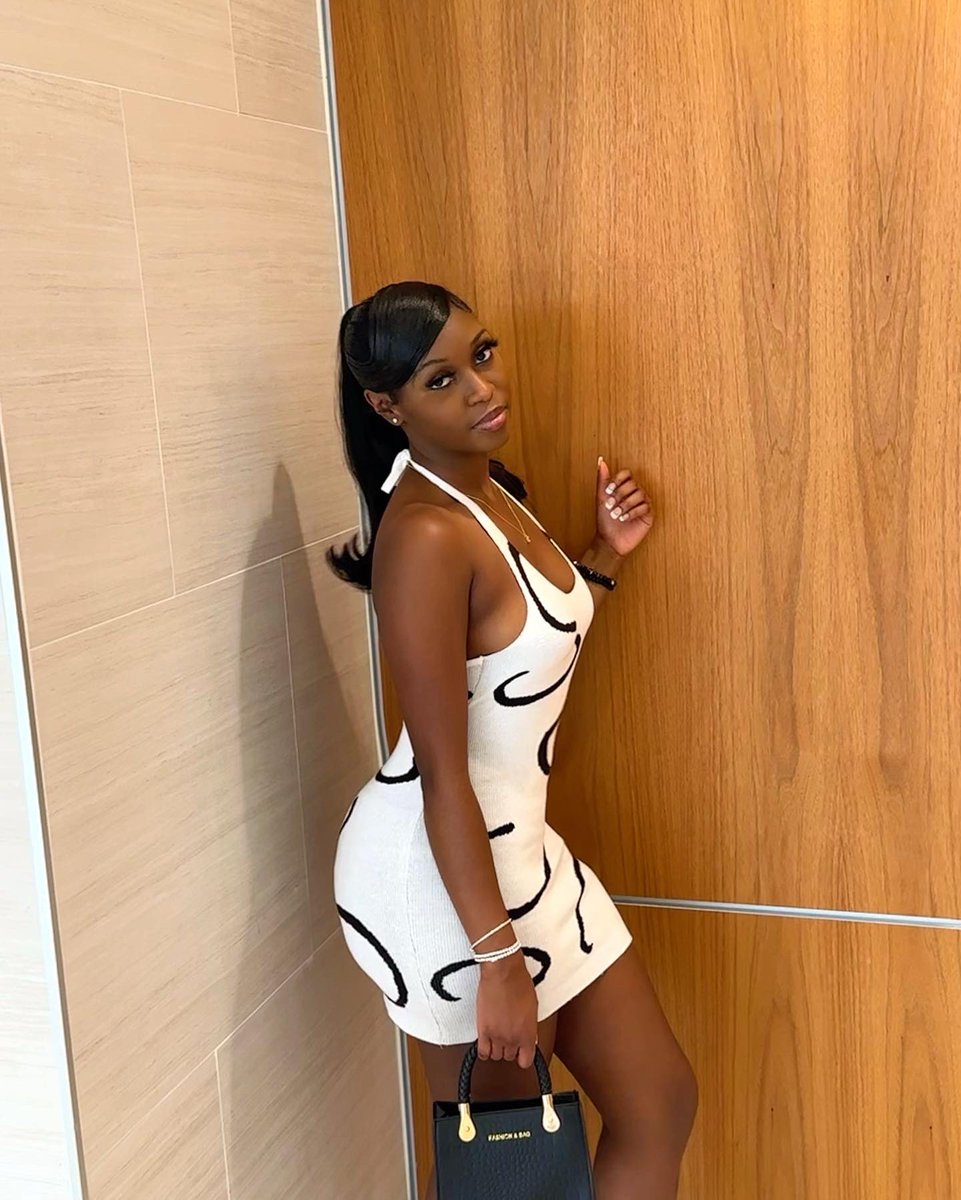 Tomija🦋 on Twitter " 𝑻𝒐𝒑 𝒔𝒉𝒆𝒍𝒇 𝒖 𝒄𝒂𝒏’𝒕 𝒓𝒆𝒂𝒄𝒉 𝒉𝒆𝒓💫 