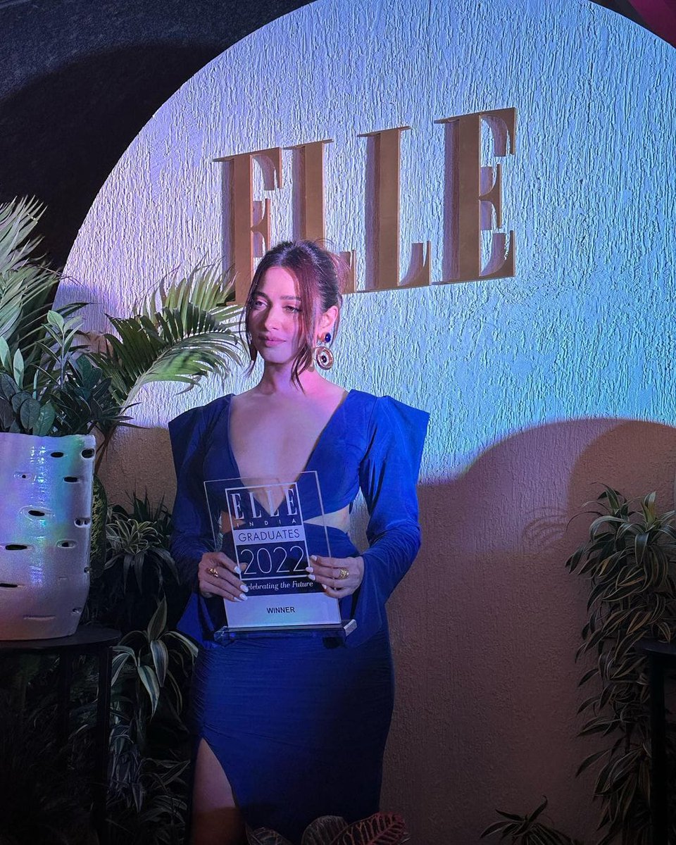 TOEC_official's tweet photo. Miss B 💙🔥
For #ellegraduates
#Tamannaah #TamannaahBhatia #TamannaahBhatia𓃵 #TOEC https://t.co/PdvxwGqs0k