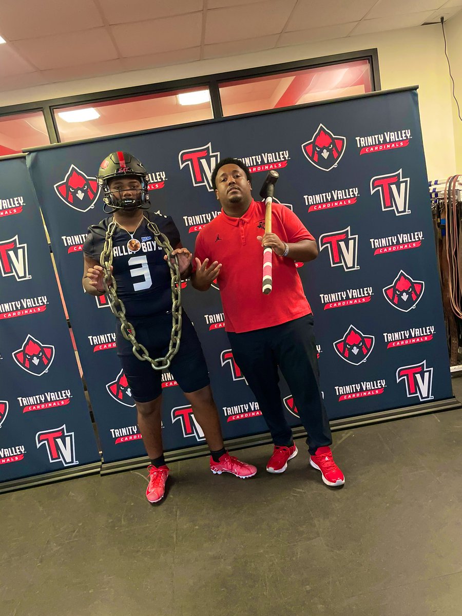 Let’s get it <a href="/TVCCFOOTBALL/">TVCC FOOTBALL</a> #Committed 💯