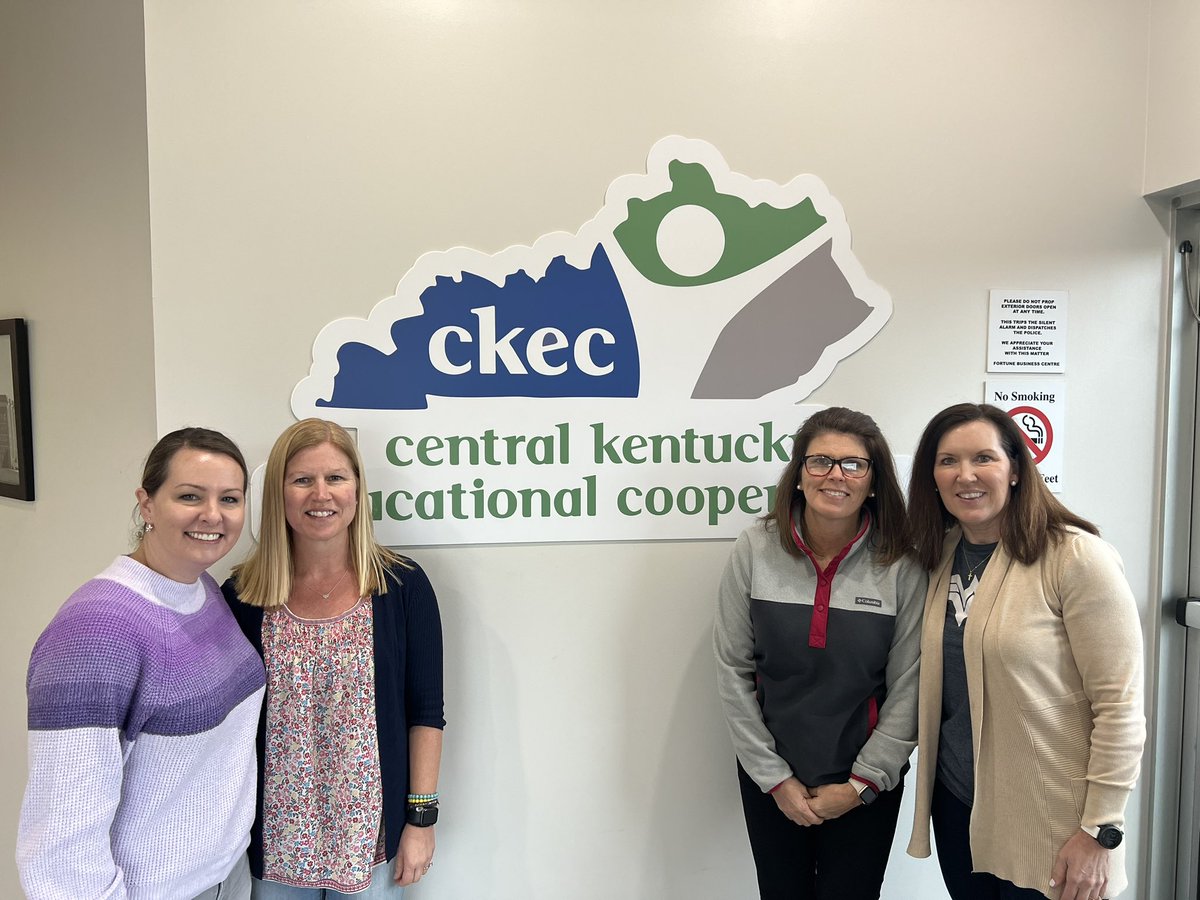 Thanks <a href="/CKYEC/">CKEC</a> for 8 fantastic days of Cognitive Coaching Training. Team Woodford learned so much from the amazing Mark Helton and cannot wait to practice our new and improved skills!