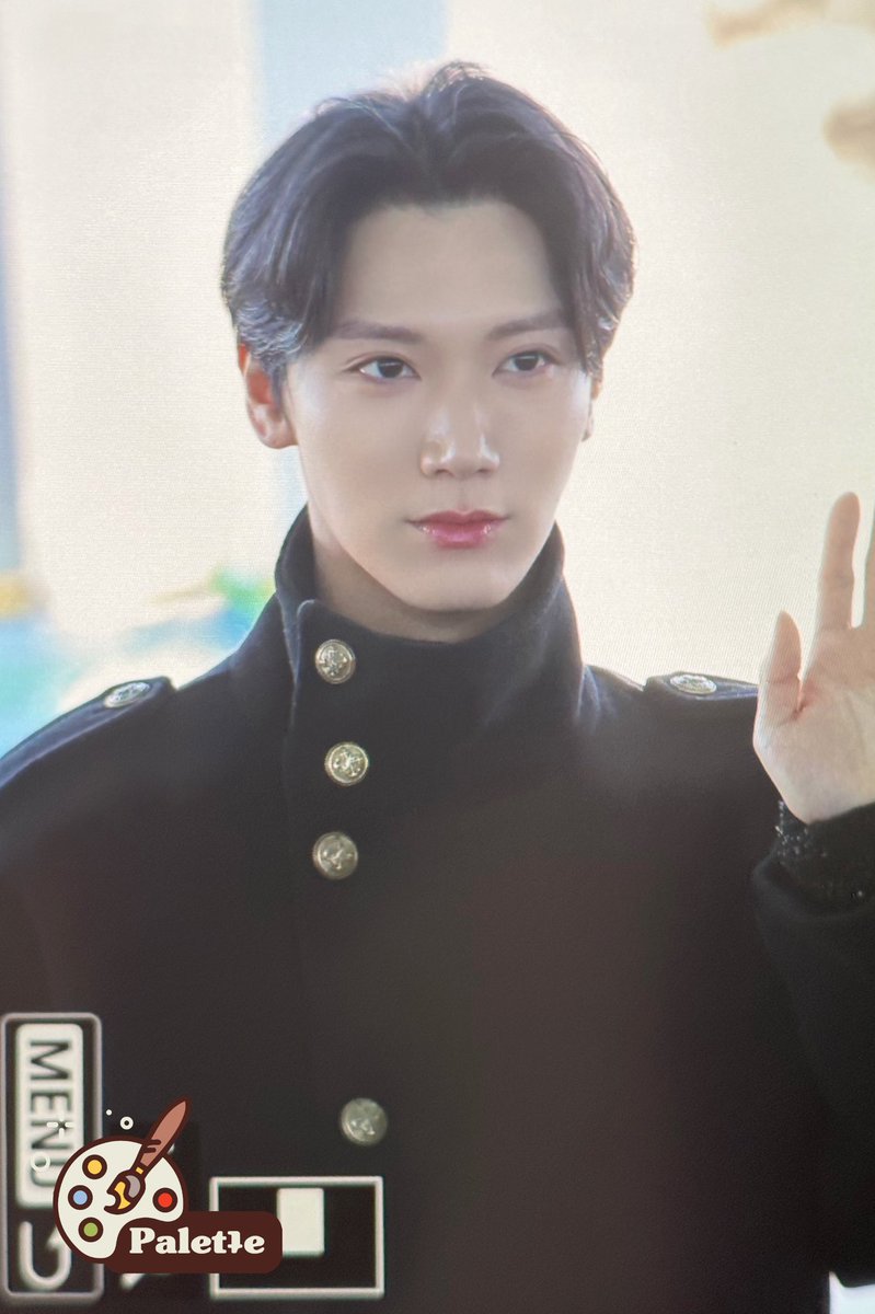 Palette_TEN's tweet photo. 230116[PRE] 인천출국✈️

#TEN #텐 #เตนล์ #李永钦 #テン https://t.co/btEEQGTMV2