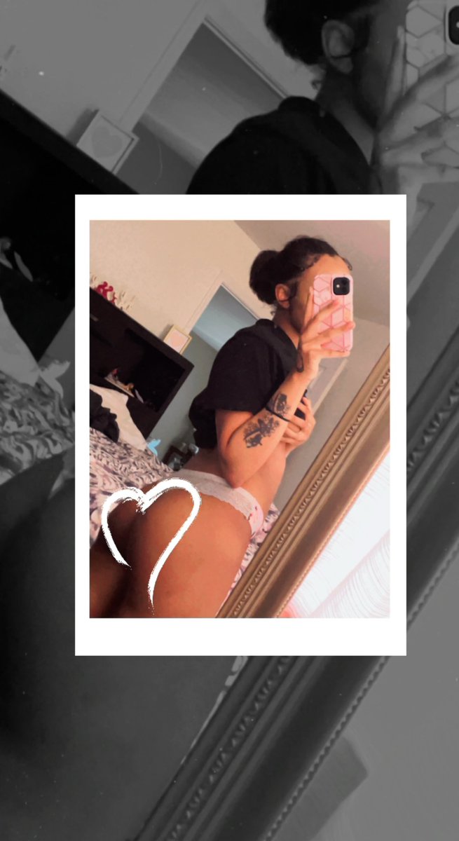 Mxnilynn's tweet photo. @freakshowmoet @DamnShawn_ #blackteen #BlackTwitter #ebonypyt #homemade #freakyhoe #horny #pyt
#contentcreator https://t.co/MraP16T5ad