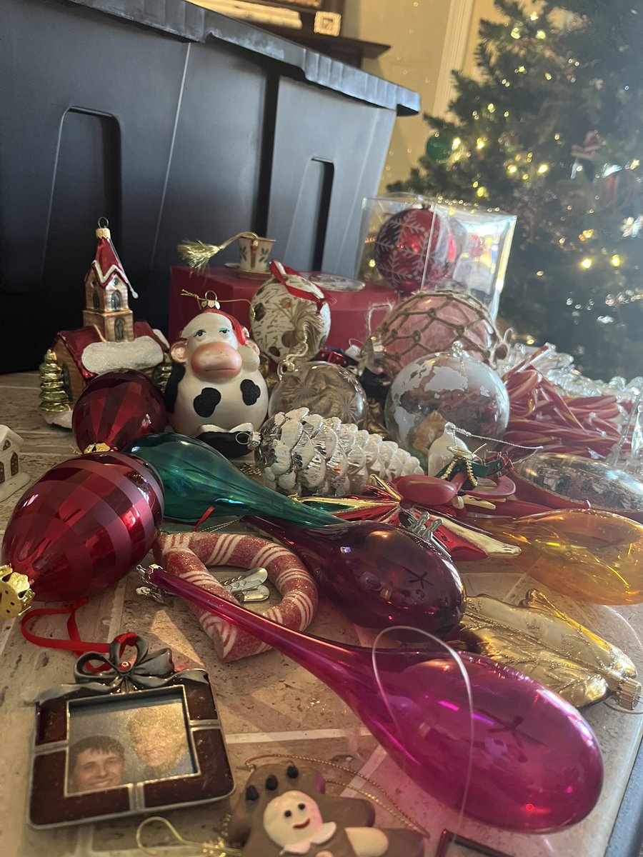 DonnaHaynes77's tweet image. No.  No.  Some of us are working on it! #judgmentfreezone