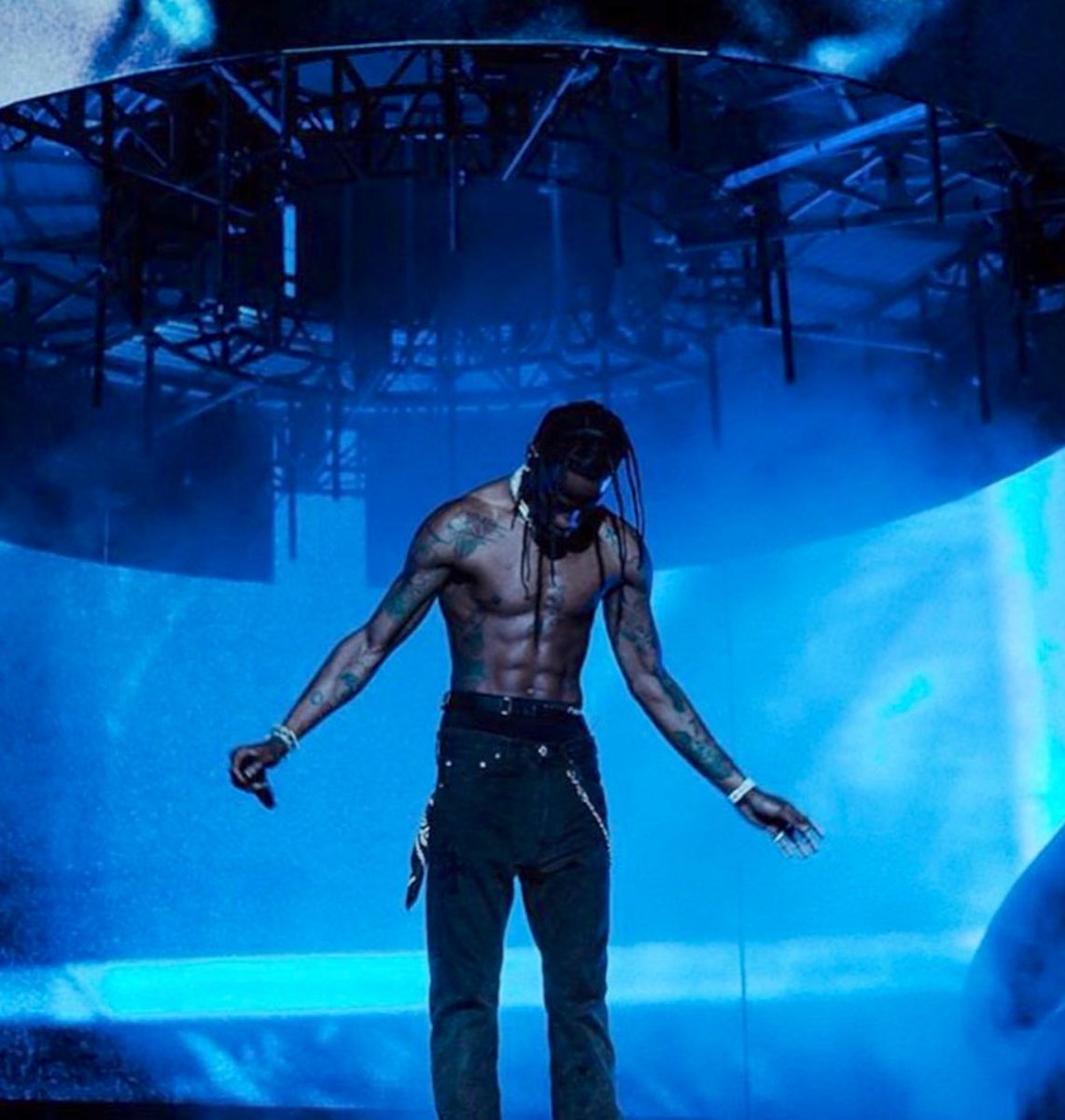 LaflameScott's tweet photo. UTOPIA TOUR ONE DAY 🛸 https://t.co/cf9VLqyYd0