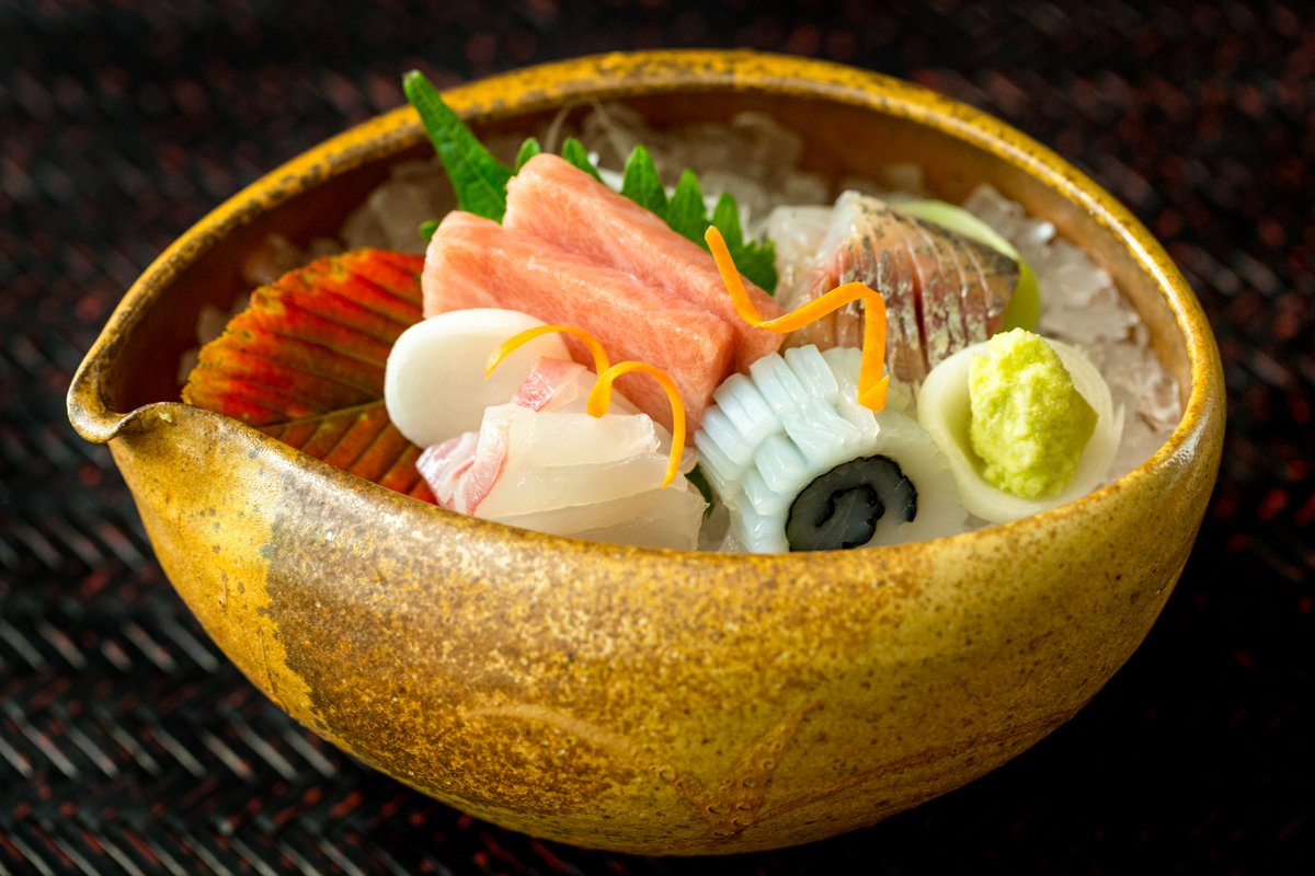 Heads up! We have a couple openings for our Omakase Chef's Table on Wed., Jan. 18 at <a href="/SushiDenDenver/">Sushi Den Denver</a>! Contact chefstable@sushiden.net directly to reserve. 5:30 and 6:00 pm open. sushiden.net/omakase-chefs-…