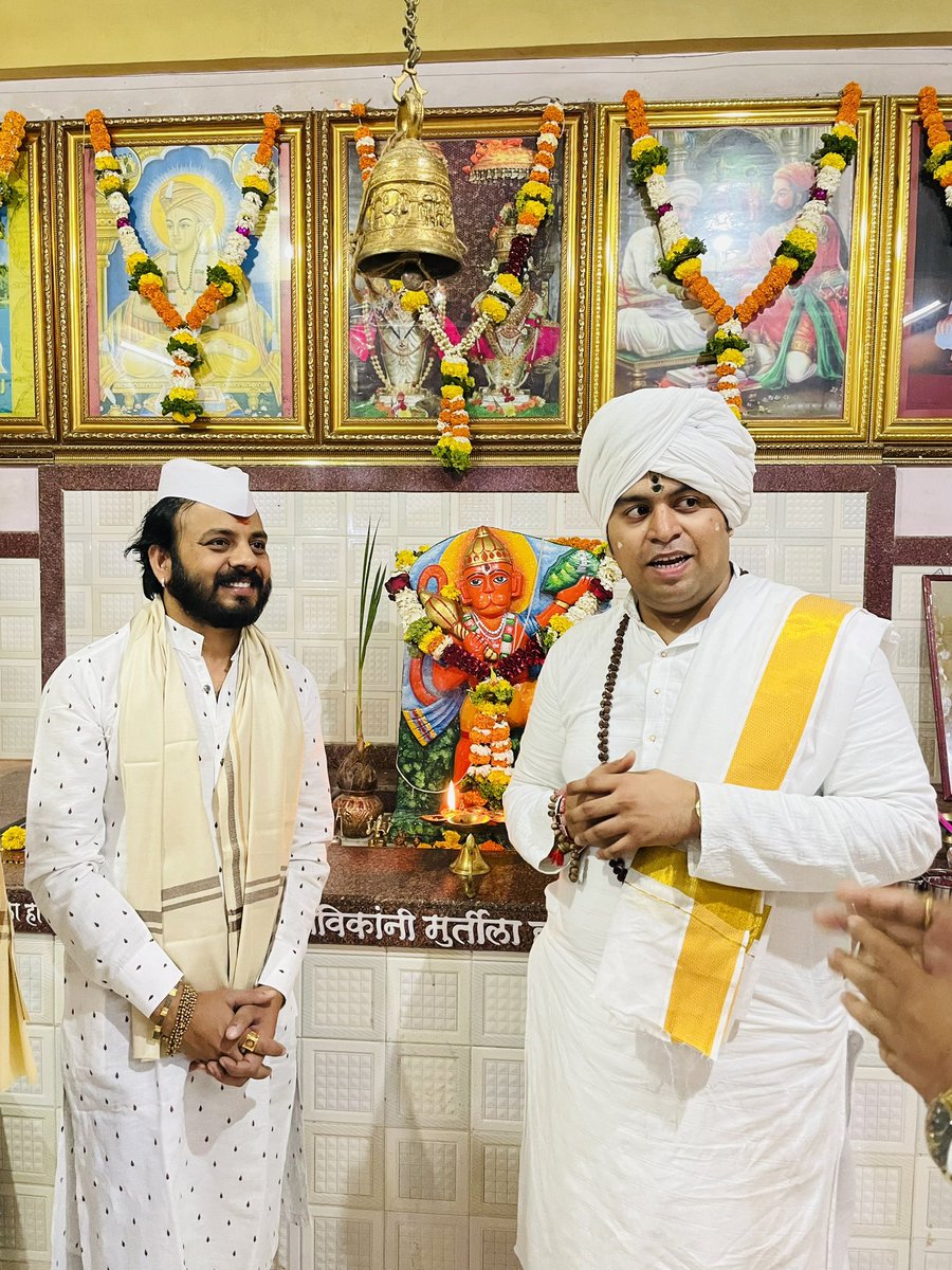 gschaubey's tweet photo. माझ्यासोबत उपस्थित @Vivektiwari_bjp व @chandanupadhyay https://t.co/oXLfaJYXvU