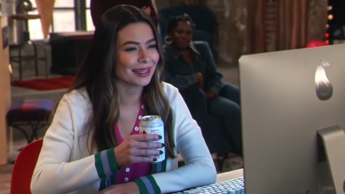 BlackPhillip180's tweet image. O pessoal passando raiva com a HboMax/// eu vendo pelo canal HBO 

#TheLastOfUs #TLOU