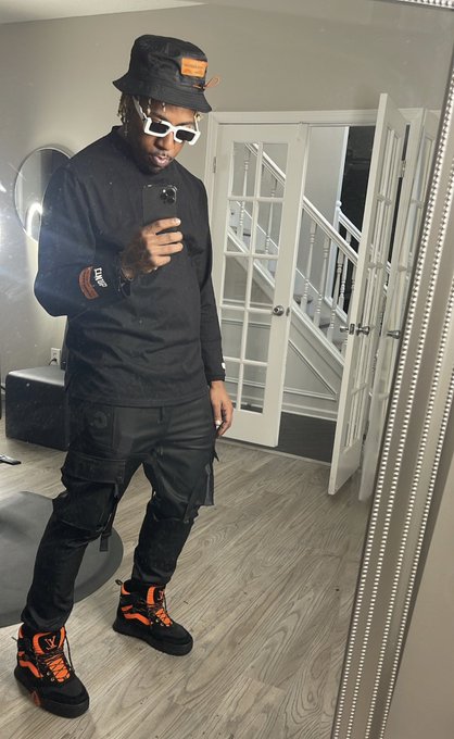 Black Hollywood Wizard 💫 https://t.co/zT2i3gcNfA