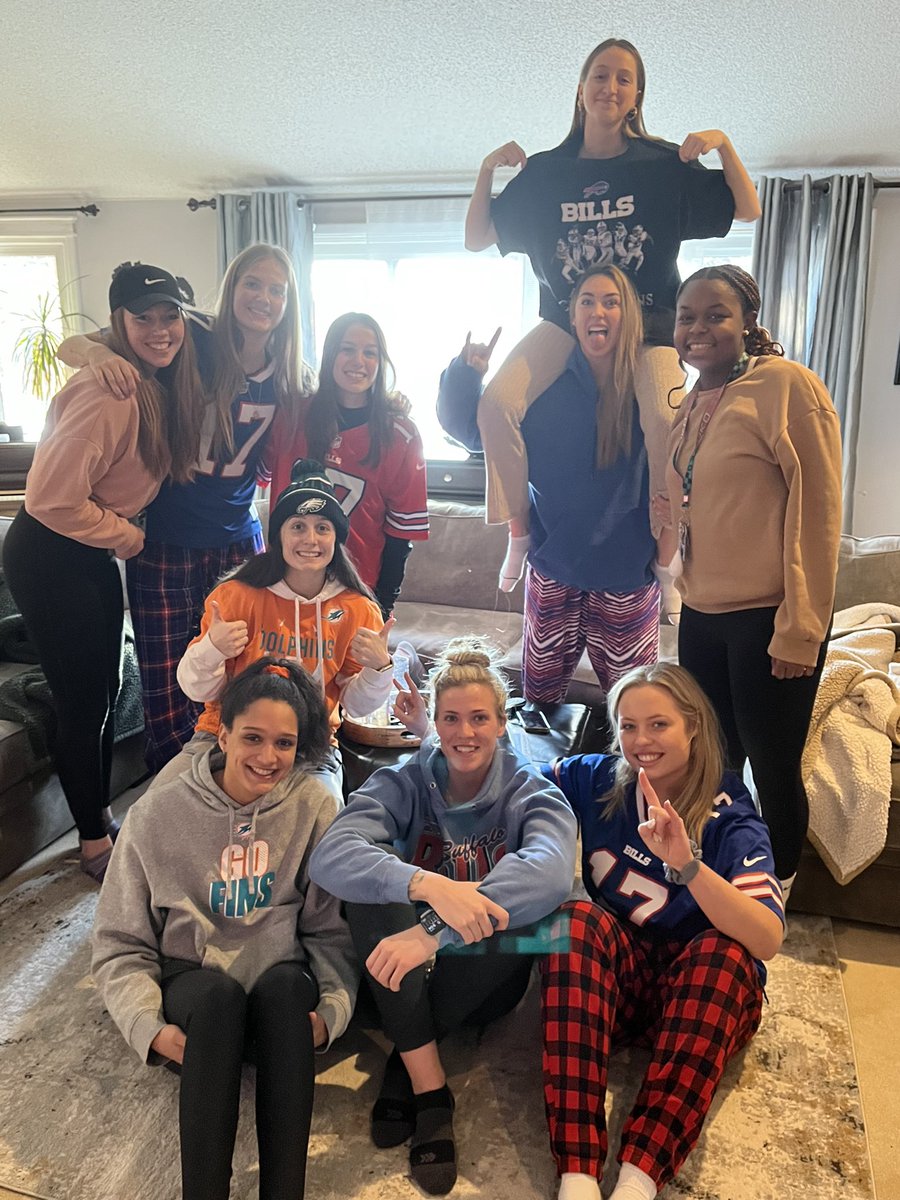 D'Youville University Women’s Basketball tweet media
