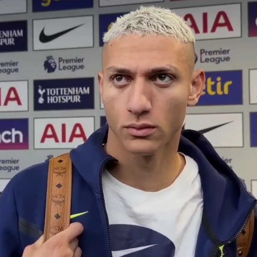 dailypombo's tweet image. ele tá ficando cada dia mais bonito