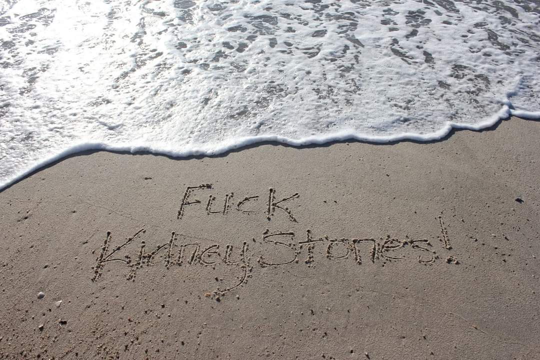 talf1965's tweet photo. @MileyCyrus 
My ex WRITES NAMES IN THE SAND (amongst other things)   Check this out....
https://t.co/pZXtKBGLnv  #Beachwritingsnj @Beachwritingsnj #helpoutasmallbusinessMiley https://t.co/xmMcp1qdlK
