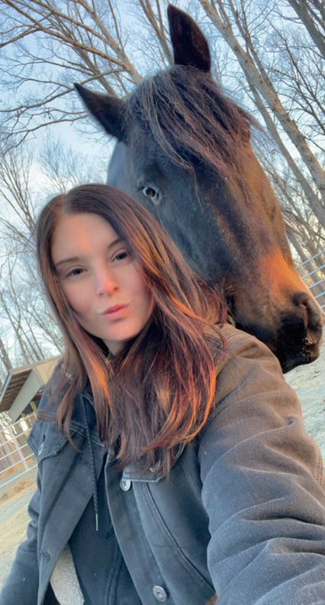 Dually says hello say hi back :) https://t.co/pqi26tfdoc<a href="/tag/reetweetplease"class="tags"><span>#reetweetplease</span></a>