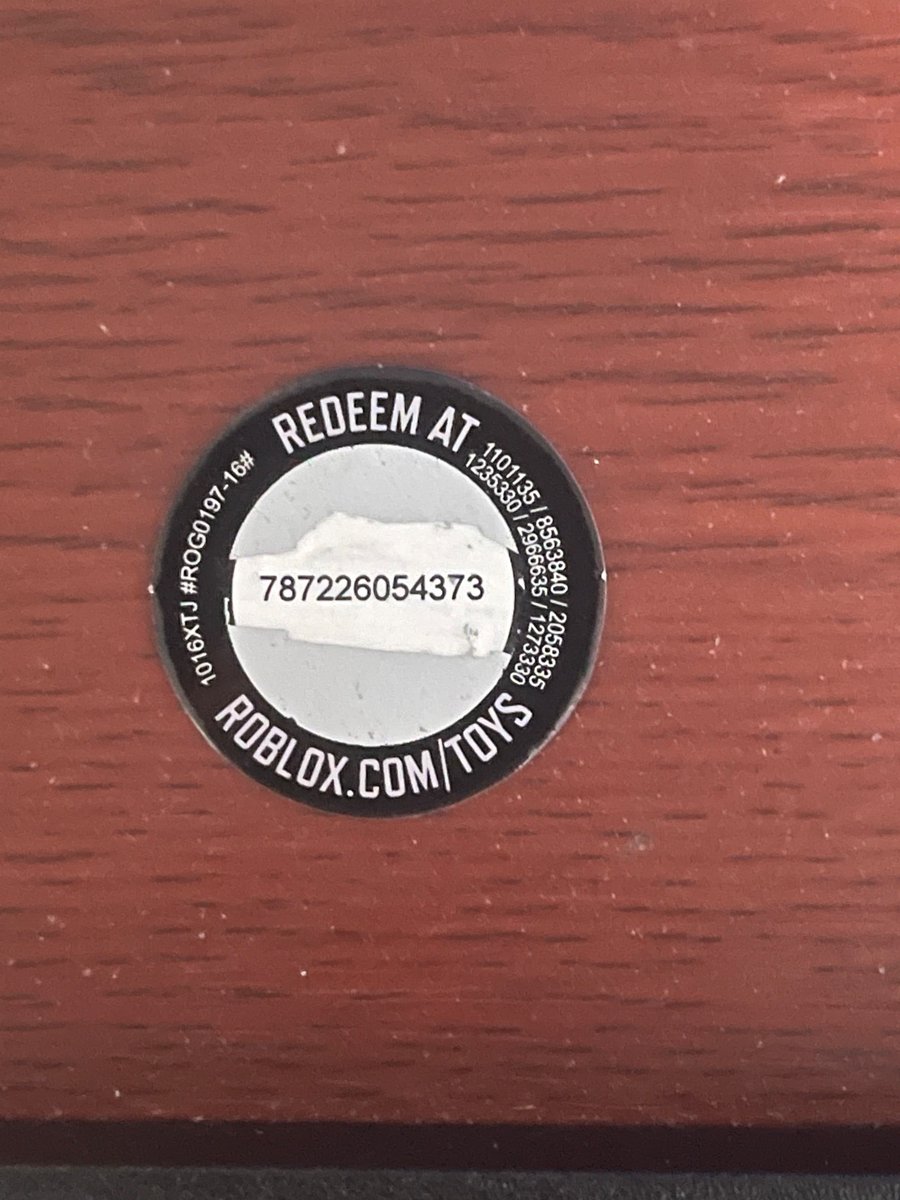 OkMaterials's tweet image. GIVING AWAY A ROBLOX TOY CODE! REPLY IF YOU REDEEMED IT FIRST! #roblox #robloxtoycodes