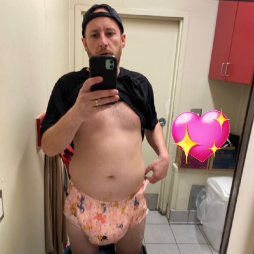 #NewProfilePic sissy loser blackmail