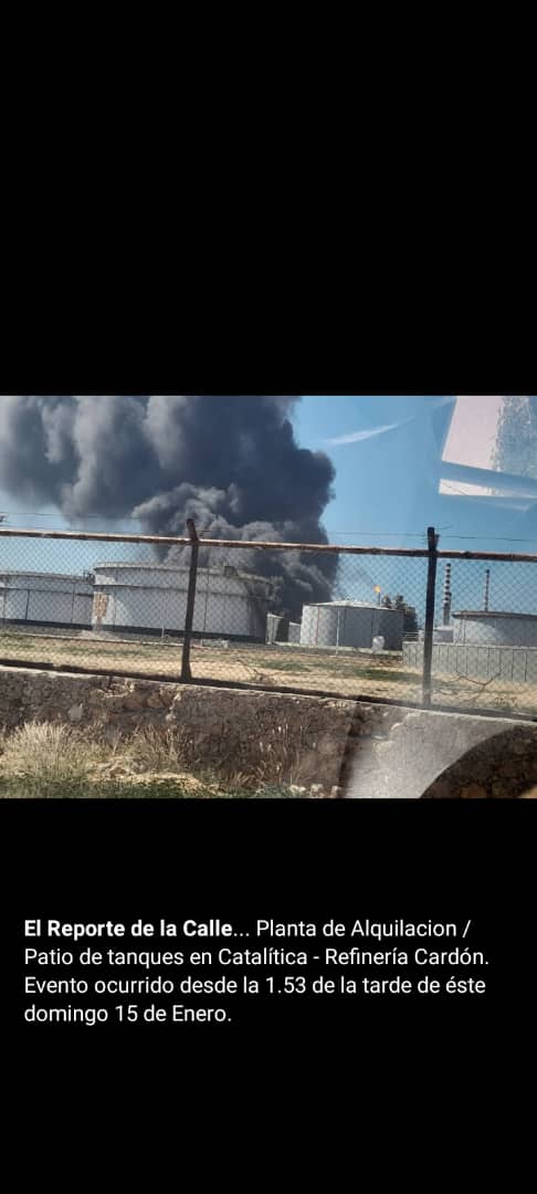 Mientras tanto, incendio en la #RefineriaCardon
se suma a la tragedia nacional.🥴