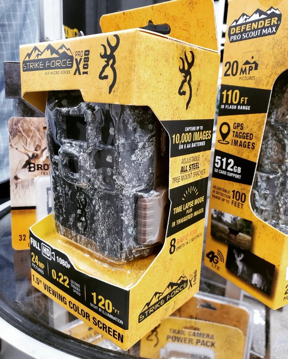 BrowningCams's tweet photo. Coming soon, the new Strike Force HD Pro X 1080! This camera has been completely updated for 2023, featuring a 1.5" color viewing screen, 24 MP images, Full HD 1080p videos with sound and New "RADIANT 6" Night Illumination Technology. Check back with us Spring of 2023! https://t.co/jnTNeVeUzV