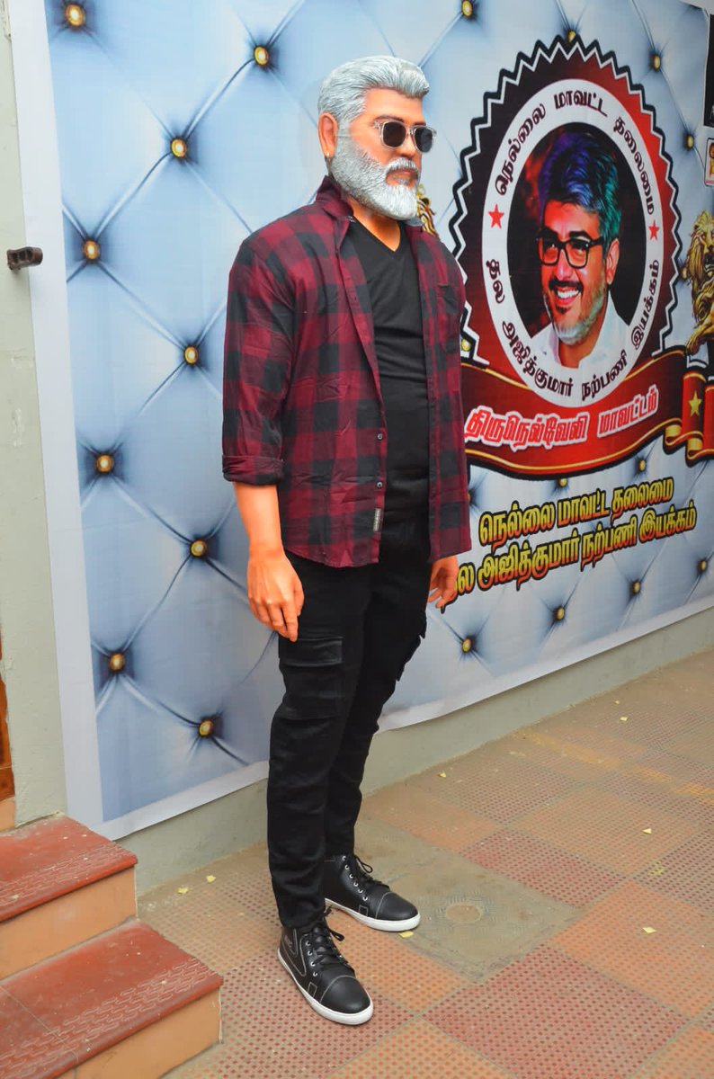 AjithFC_TPT's tweet photo. Very happy to Unveil the Grandest #Thunivu  statue of #AK to Public which has been done by Team @TIRUNELVELIAFC,

#AKStatueAtTirunelveli

Creator: @csrartstudio

#Ajithkumar𓃵 https://t.co/1aRBPYK9ak