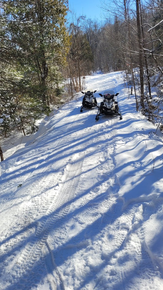 Your #OPPSAVE team wants to join the #OFSC in wishing all sledders a fun and safe #InternationalSnowmobileSafetyWeek !  We planned on patrolling today, but this stuck groomer had other plans for us! #ridesafe #ridesober ^sm