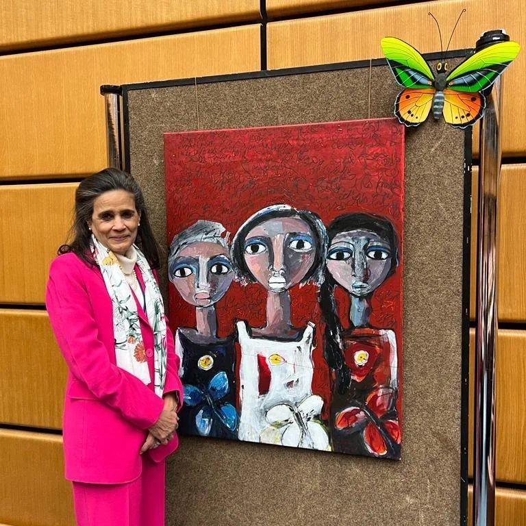 irisvperez's tweet photo. Obras presentadas en el marco de la conmemoración de la campaña de las Naciones Unidas: 16 Días de Activismo contra la Violencia de Género contra las mujeres y las niñas. RDenViena. UNODC, el Grupo de Amigos del Genero con sede en Viena, y la Iniciativa internacional de Campeones https://t.co/C9oUoQ1zid