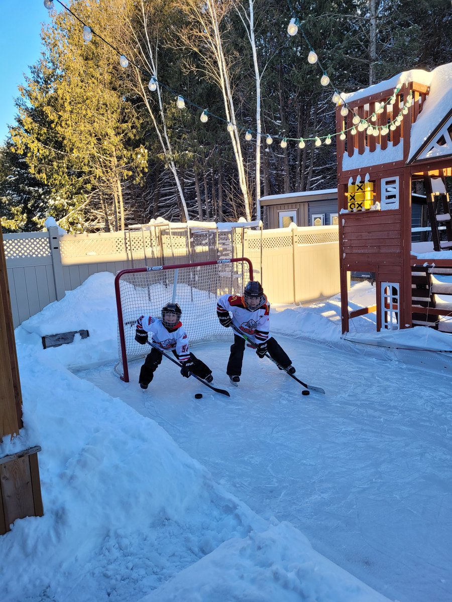 ShawnCation's tweet image. First rip of the year!!..... It's finally ODR season 🏒❄️🇨🇦