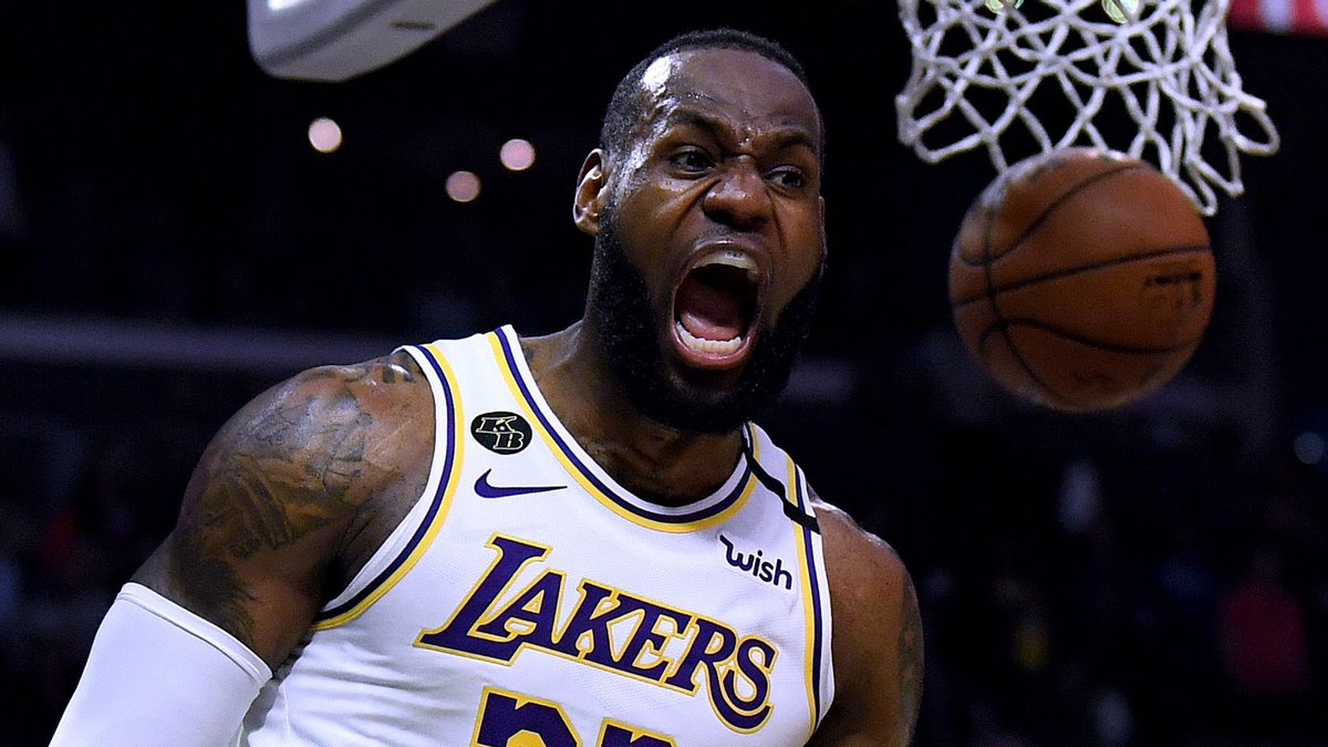 LegionHoops's tweet photo. LeBron James only needs 11 points tonight to become just the 2nd player in NBA history, behind Kareem Abdul-Jabbar, to reach 38,000 career points.

Legend.🐐🔥 https://t.co/MZluHQskrn