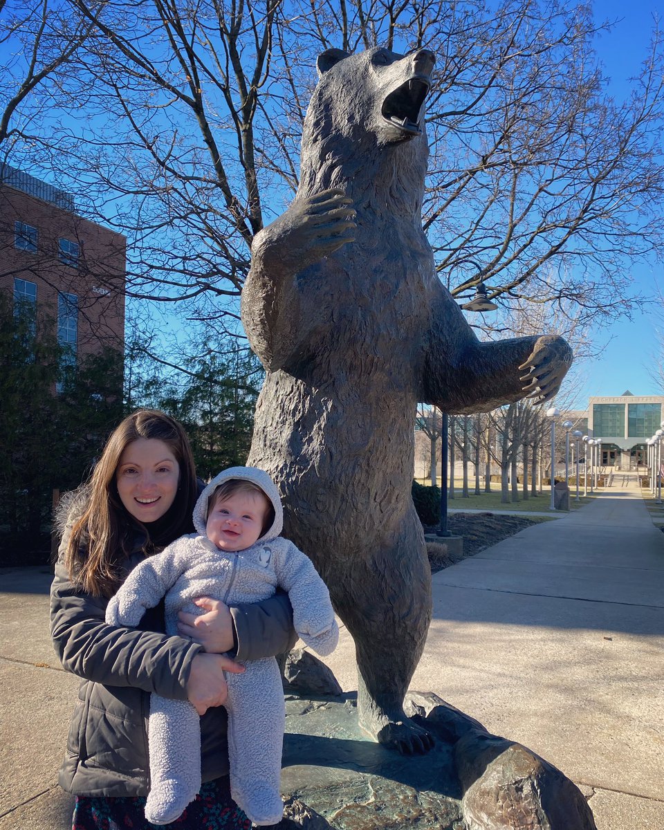 PhillyEdMiller's tweet photo. Stopped by @KutztownU today. My wife gave us a self-guided tour and snapped some photos with a pretty popular friend. We might be raising a future Golden Bear! https://t.co/l2YAmvYFvH