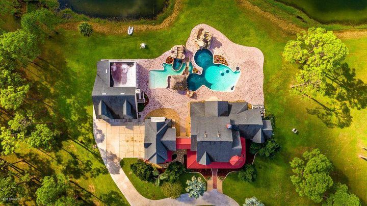 No house is complete without a Mickey Mouse pool. Katie Davidson and Danny Boman, REALTORS®
KD Homes - Realty Executives Dillon
'We make buying and selling fun!'  

Call/text: 619-921-5918 or 619-246-7564

#realtyexecutivesdillon #kdhomes #sold #forsale #openhouse #justlist