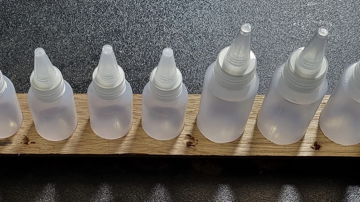 RCSoaringDigest's tweet photo. "I use many types of solvents in the shop. For years I just got out the cans when I needed to use one. A few years back I finally got smart and started using squeeze bottles…" | #bulkbuy #diy #howto #makers #shoptip #squeezebottles #upcycling #woodworking https://t.co/ugPh1lhZBw https://t.co/nwgk4Ar1Kj