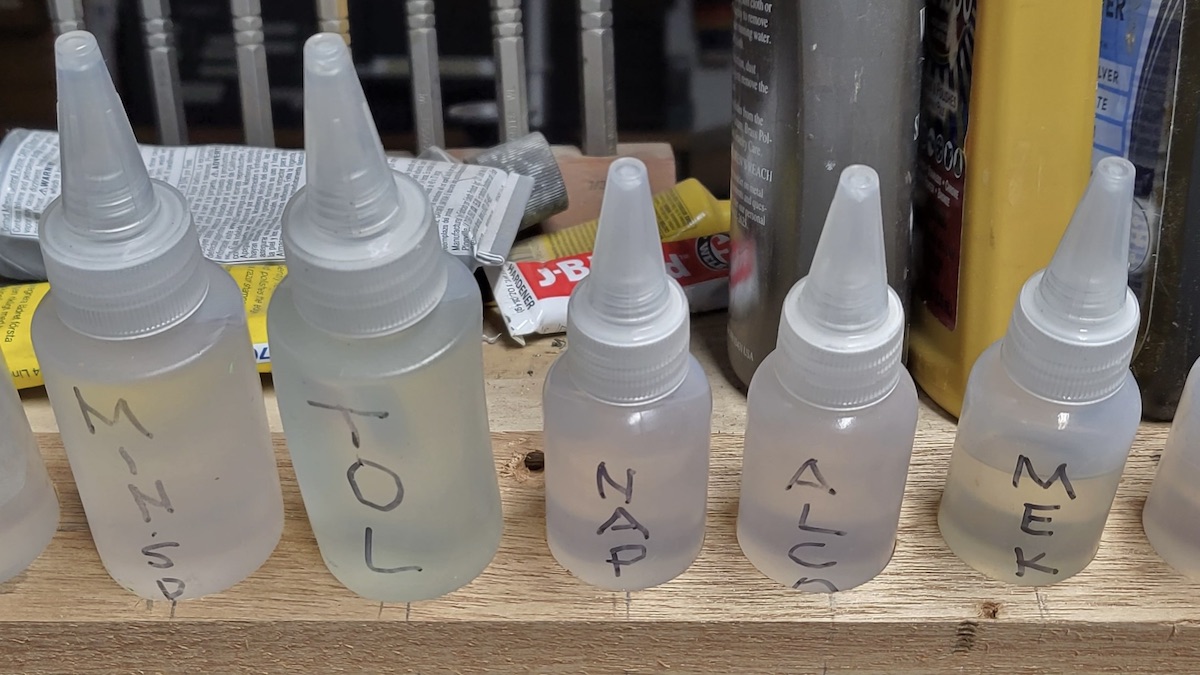 RCSoaringDigest's tweet photo. "I use many types of solvents in the shop. For years I just got out the cans when I needed to use one. A few years back I finally got smart and started using squeeze bottles…" | #bulkbuy #diy #howto #makers #shoptip #squeezebottles #upcycling #woodworking https://t.co/ugPh1lhZBw https://t.co/nwgk4Ar1Kj
