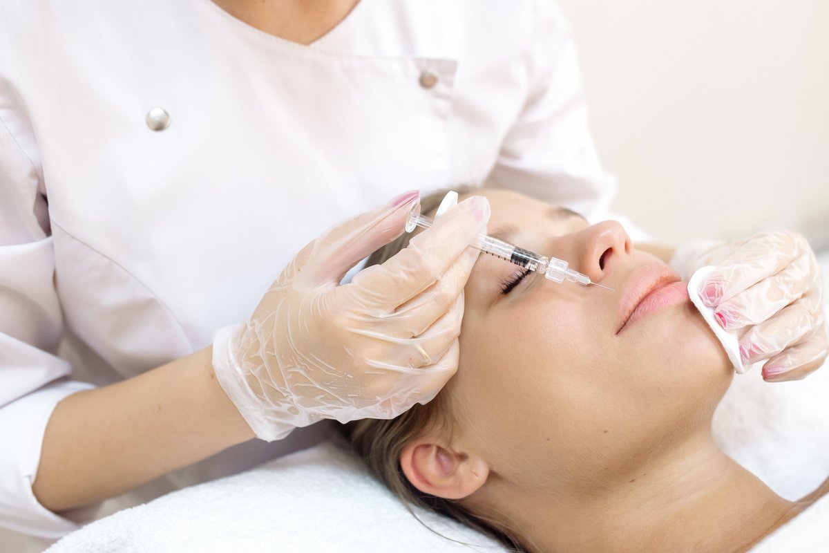 optimum_human's tweet photo. Say goodbye to wrinkles with XEOMIN! ๐ Our medical-grade wrinkle reducer has been proven to give you a youthful, radiant complexion. Book your appointment now at Optimum Human. #XEOMIN #wrinklereducer #beauty #skincare https://t.co/ttyXf2cQBz
