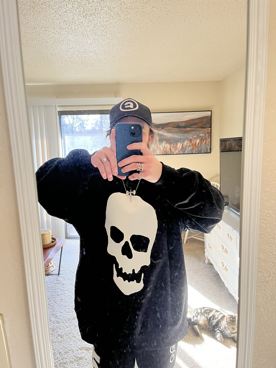 AUSTINLIVS's tweet photo. Puff Print SESH Skull
Oversized Wide Neck Crew Sweatshirt
400 GSM
(1 OF 2) ⏳
(WIP)
🤫 https://t.co/o8iLWwKwwZ