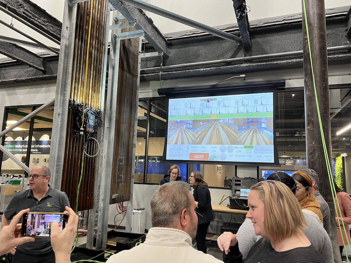 davidmiyashiro's tweet image. Learning with #TRETC2023 @geckorobotics and Building the Future with EduInnovators in Western Pennsylvania @mariepelloni @CajonValleyUSD