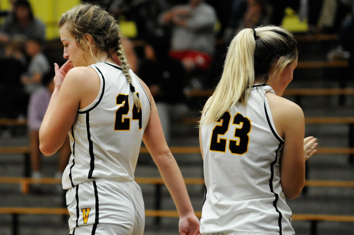25 points, 32 rebounds, 10/19 FG, 4 assists, and 2 steals in 2 PLAC Ws this week. Name a better frontcourt duo.