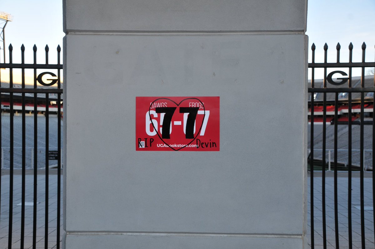 BrooksAustinBA's tweet image. Forever, 77