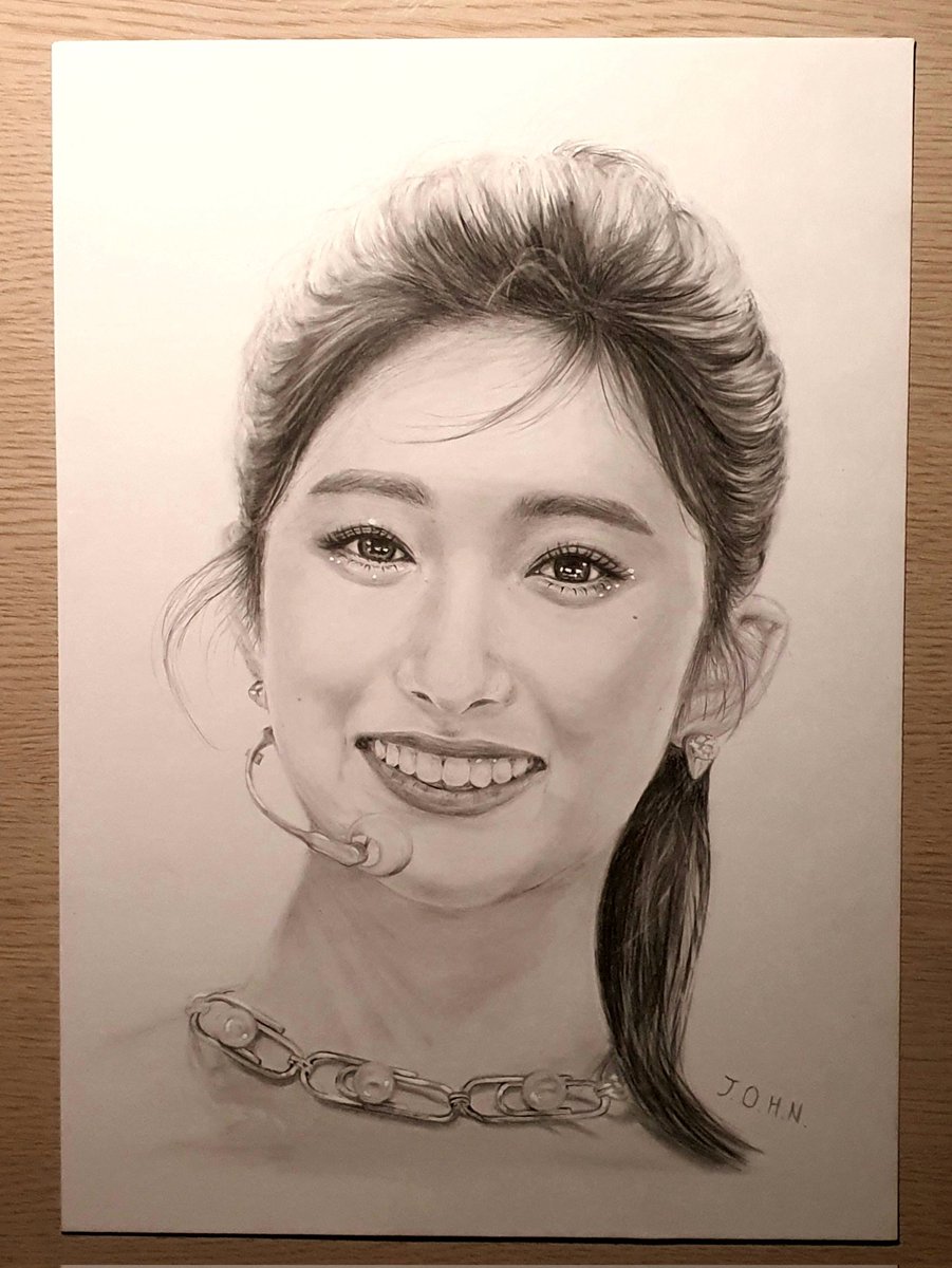 JOHNs_Favorite's tweet photo. #아이브 #이서 드로잉
#IVE #LEESEO https://t.co/JoPBUhwUDW