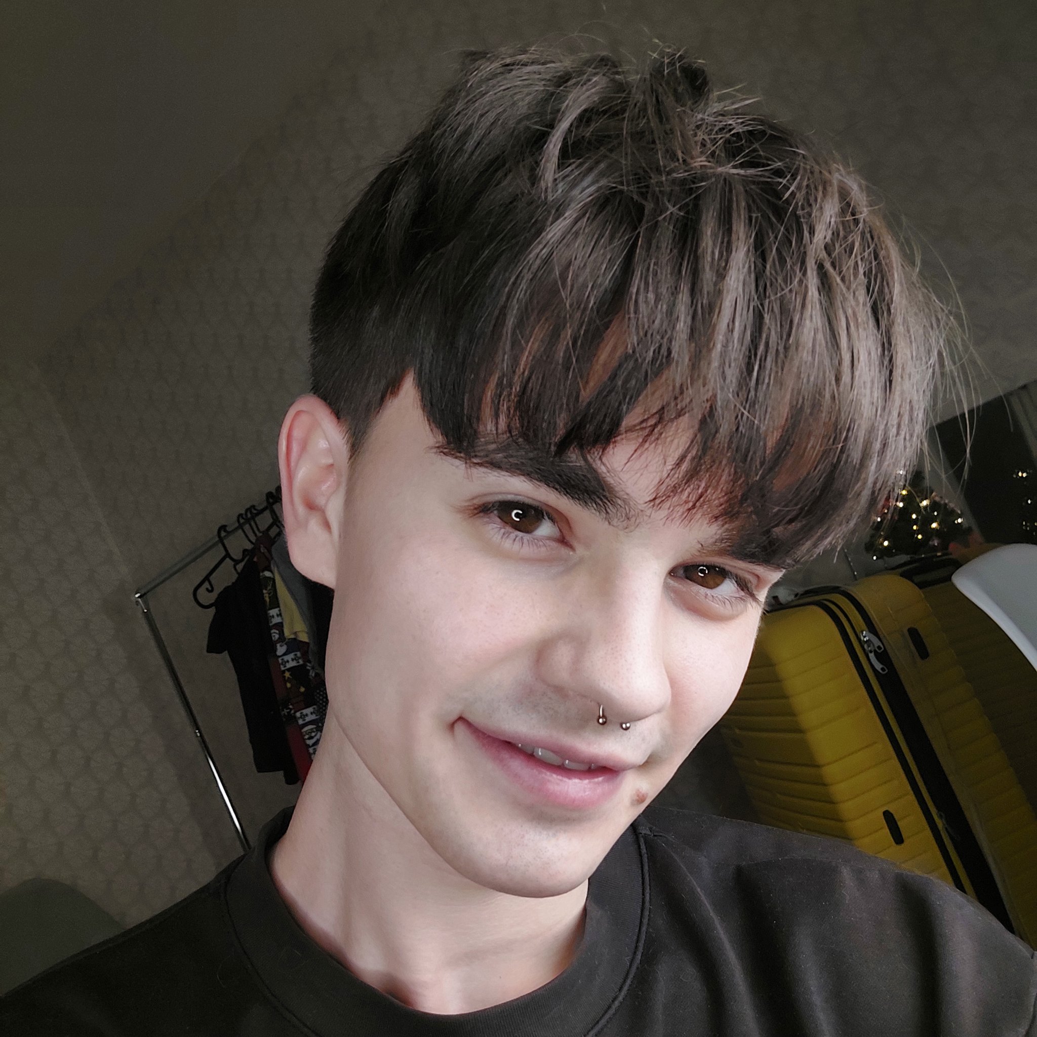#NewProfilePic https://t.co/kuhXl34J46