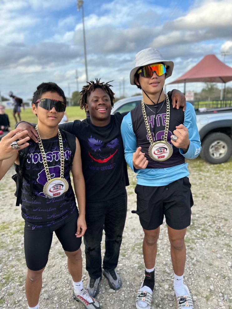 First ever 7 on 7 tournament in the books, so incredibly grateful for the opportunity @HTE7v7, we won! And I got defensive MVP, I wanna give all glory to god and am forever grateful. <a href="/Scout_ScottC/">College Scout</a> <a href="/ncsa/">NCSA College Recruiting</a> <a href="/One11Recruiting/">One11 Recruiting</a> @NPAFootball <a href="/Scout_JamesH/">Scout James Holcomb</a> @CoachDariusJ <a href="/MyRecruitBoard/">MyRecruitBoard</a>