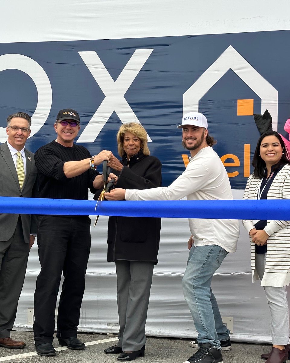 Exciting news for North Las Vegas Boxabl, a modular home maker opened their second factory, bringing jobs and affordable housing options to the community.

buff.ly/3XxpcPz