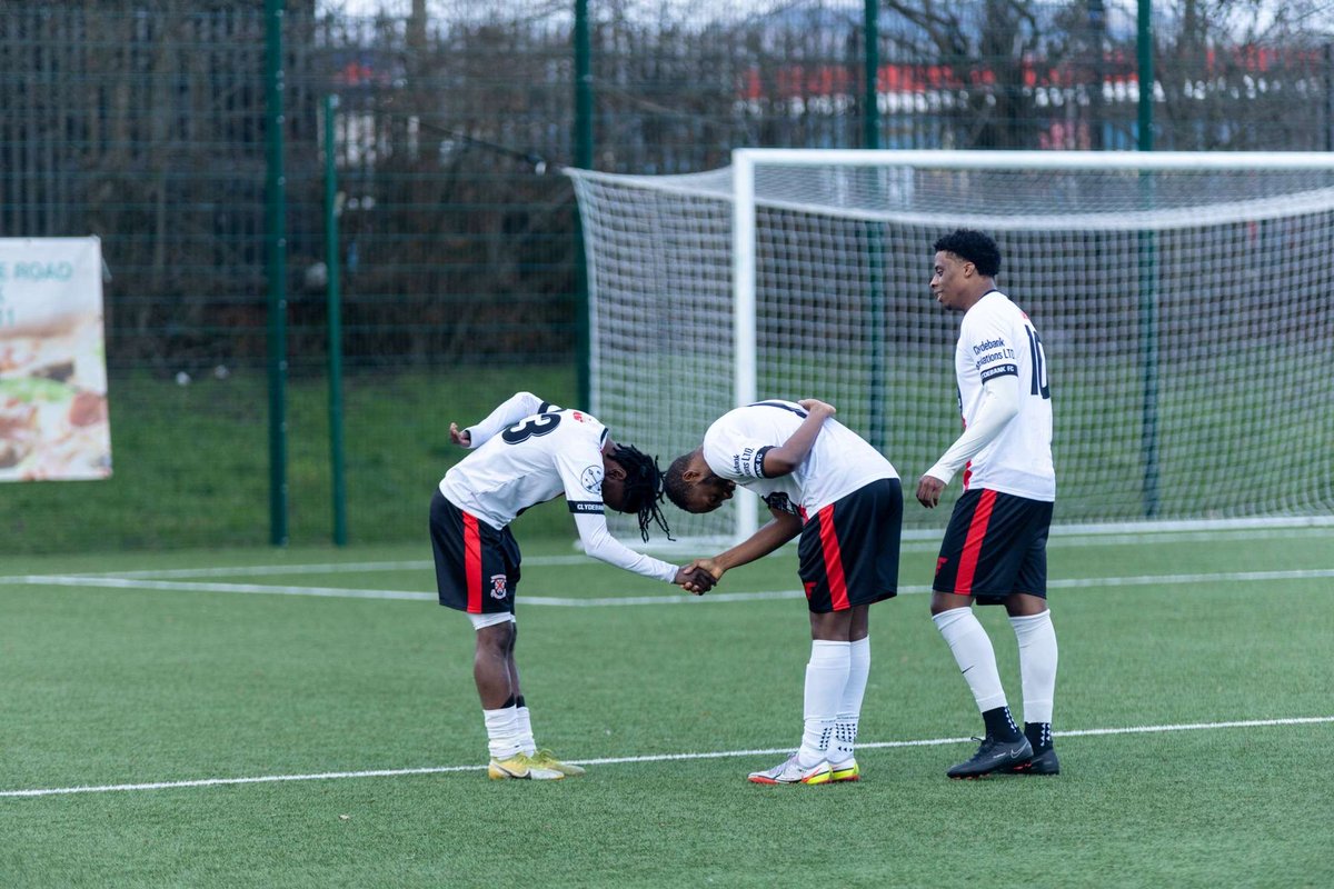 Did you enjoy that goal lads?

Davide Makokwe finished off an excellent team goal today and it definitely looks like they enjoyed that one. 

🫡🫱🏼‍🫲🏽