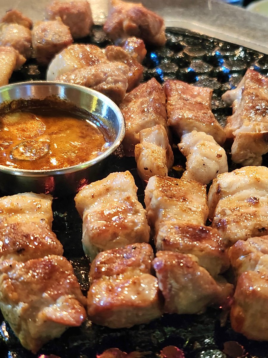 제주 흑돼지 오겹살을 순천에서도
먹을수 있는 신상맛집 제줏간조례점 

m.blog.naver.com/ds4cdl/2229790…