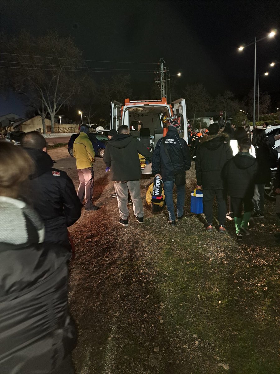 Y sucedió! En el partido contra el Villacañas, una compañera del grupo ha sufrido una fractura de tobillo debido al mal estado de los accesos. Llevamos 12 años y cada fin de semana es peor, socavones, baches, piedras en punta..Sigues callado? <a href="/JESUSFABIAN2/">Jesus Fabián</a> <a href="/aytopuertollano/">PUERTOLLANO</a>