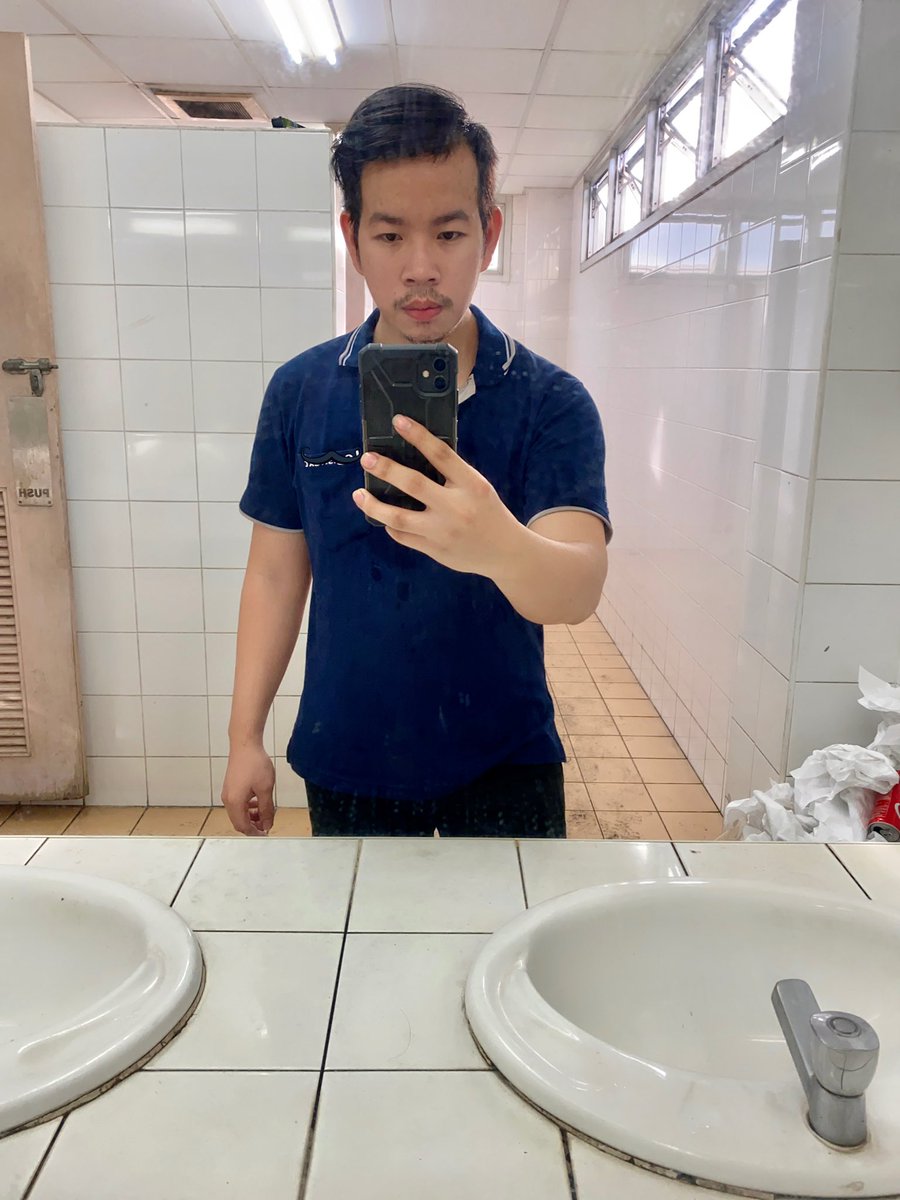 Song1973867321's tweet photo. การเงินมีปัญหา..วันนี้ว่างจะไปหาใครได้บ้างน๊า 😆😆 #บ่อวิน https://t.co/yWhvzeixUt