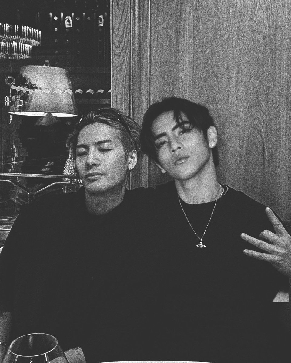 ; tiny cherry blossom🍓🌻 tweet media