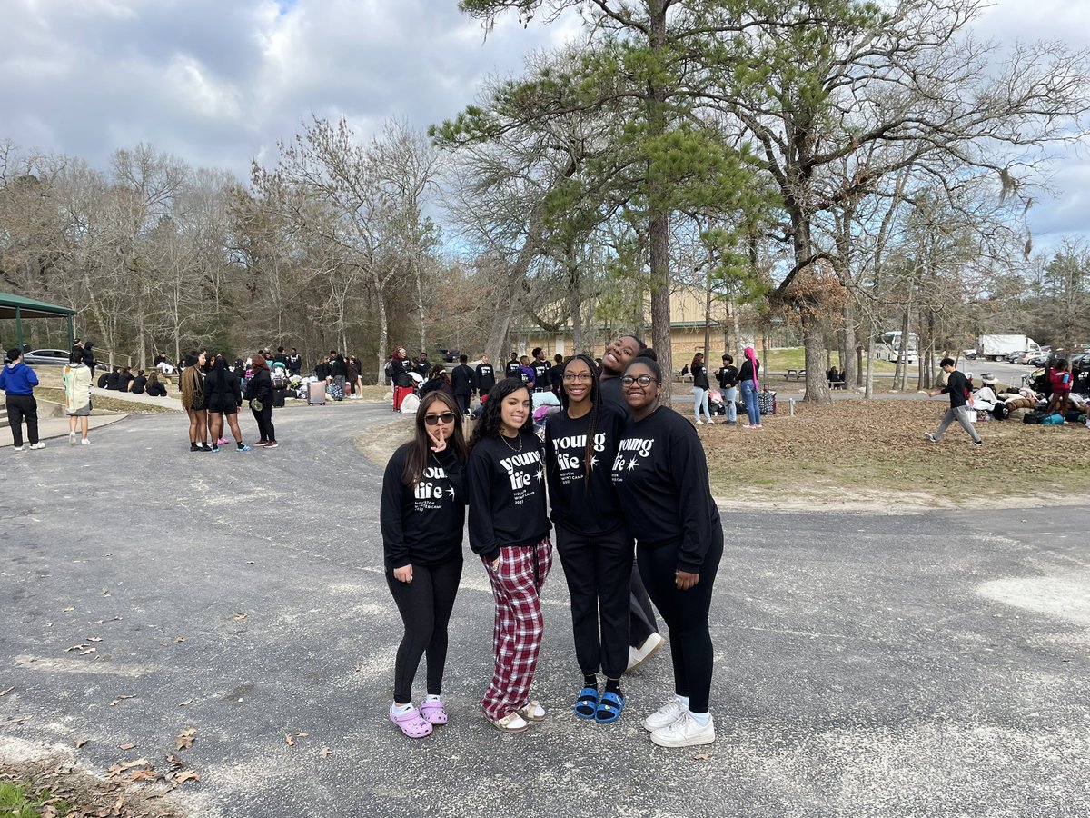 I had a wonderful experience these last three days being disconnected from social media and the outside world. We were able to establish a close, intimate relationship with our heavenly father. Thank you to Younglife and Summer Creek Baptist Church :)